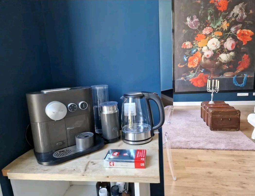 דירות ברדה De Cosy Barock Met Gezellige Patio ! מראה חיצוני תמונה