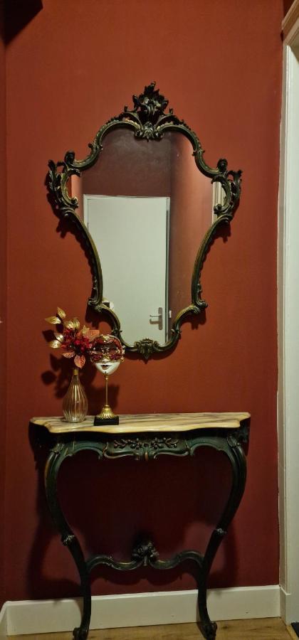 דירות ברדה De Cosy Barock Met Gezellige Patio ! מראה חיצוני תמונה